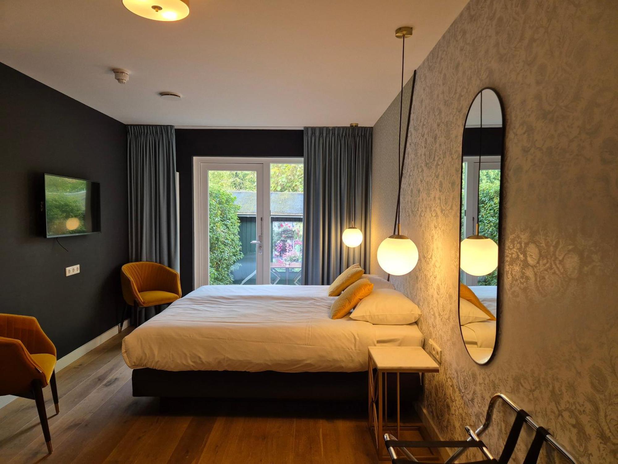 Rijksmonument Hotel De Sprenck ミデルブルグ エクステリア 写真