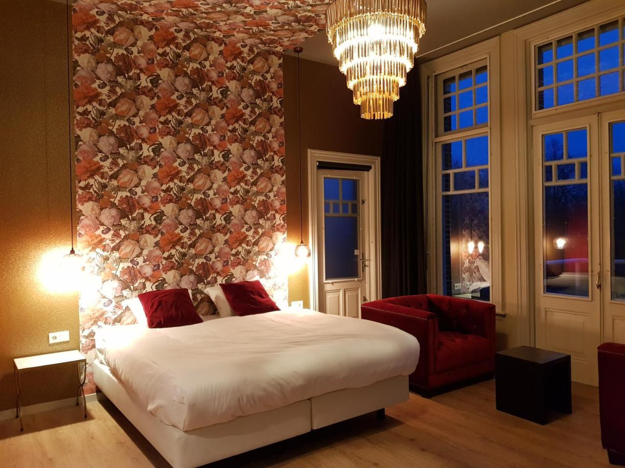 Rijksmonument Hotel De Sprenck ミデルブルグ エクステリア 写真