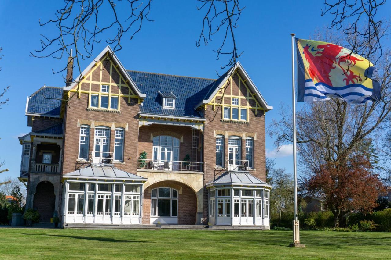 Rijksmonument Hotel De Sprenck ミデルブルグ エクステリア 写真